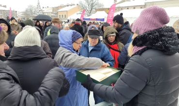 Olkusz: Wigilia Caritas na Rynku