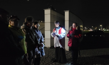 Sosnowiec: Droga Krzyżowa na Plac Papieski (fot. ks. P. Lech)