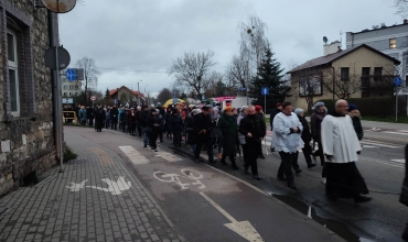 Czeladź: Droga Krzyżowa ulicami miasta (fot. K. Owczarek)