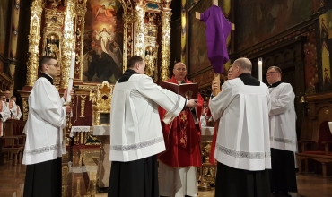 Katedra: Liturgia Wielkiego Piątku