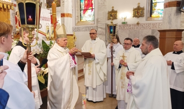 Sosnowiec: Abp Mokrzycki w parafii św. Barbary