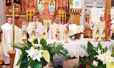 Sosnowiec: Abp Mokrzycki w parafii św. Barbary