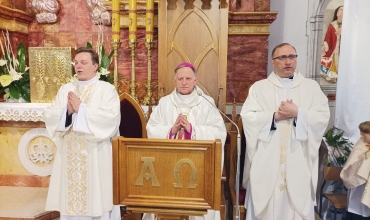 Sosnowiec: Abp Mokrzycki w parafii św. Barbary