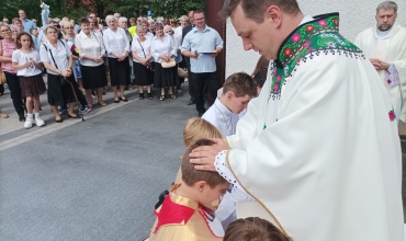 Sosnowiec: Prymicje w Boże Ciało