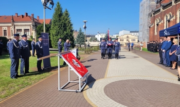 Katedra: poświęcenie sztandaru Aresztu Śledczego w Sosnowcu (fot. P. Lorenc)