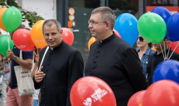 Ulicami Sosnowca przeszedł Marsz dla życia i rodziny (fot. Jakub Konopka)