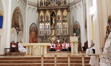 Wielki Piątek z abp. Adrianem w Dąbrowie Górniczej