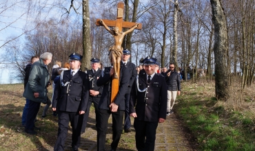 Droga Krzyżowa ulicami Pilicy