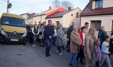 Droga Krzyżowa ulicami Pilicy