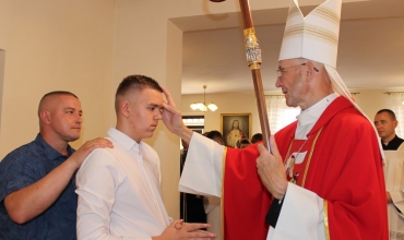 Abp Adrian Galbas - Bierzmowanie