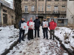 Akcja Caritas i Policji: Pomoc bezdomnym w zimowe dni